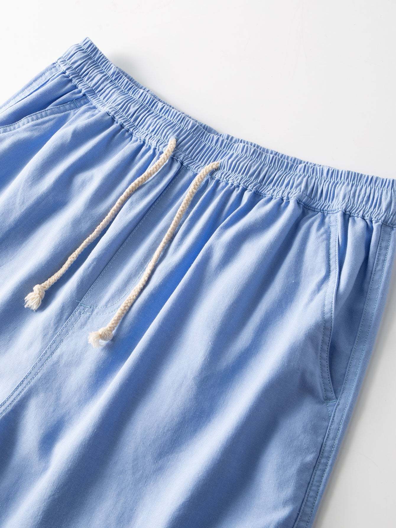 Stylish And Comfortable Shorts-Waves And Trunks