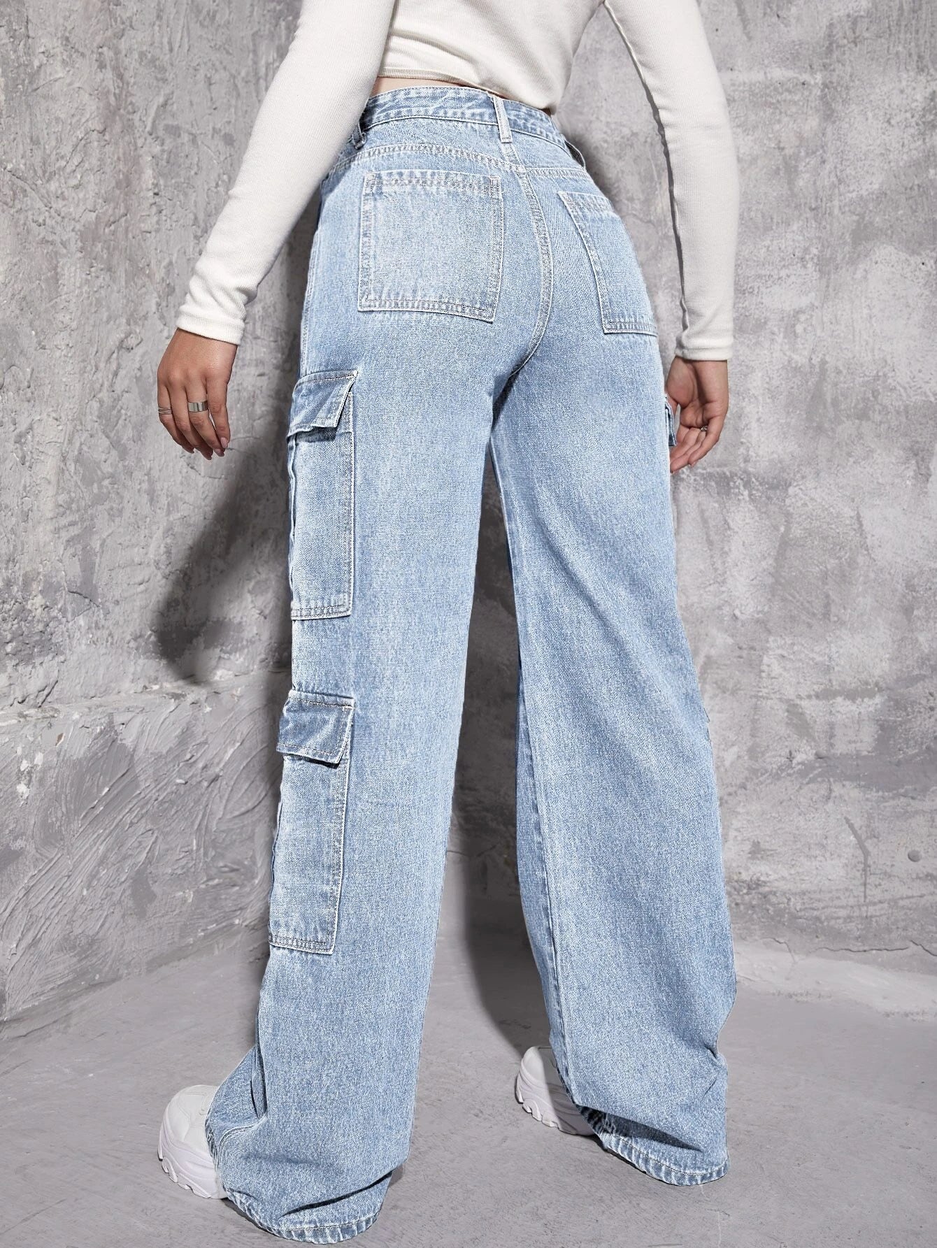 Plain Zipper Fly Flap Pocket Jeans-Waves And Trunks