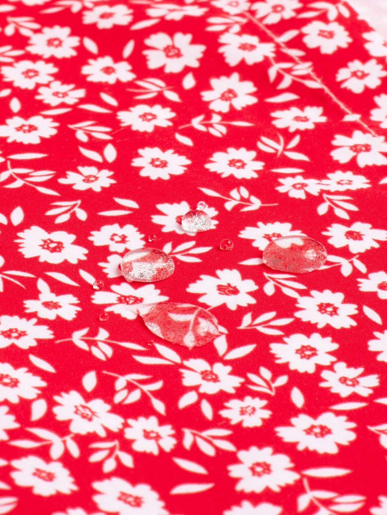 Letter Patched Detail Swim Trunks-Waves And Trunks