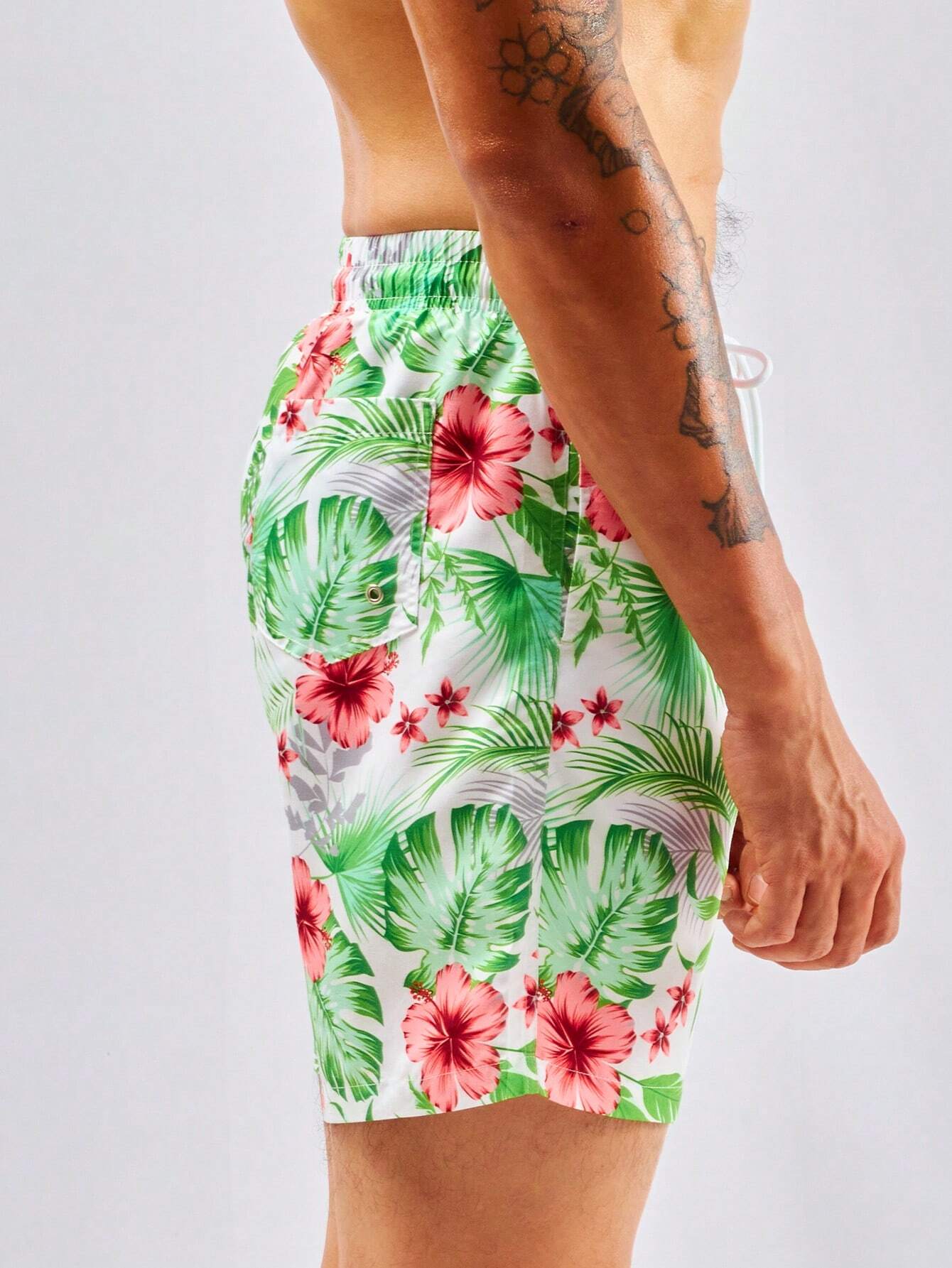 Tropical Print Swim Trunks With Pocket-Waves And Trunks