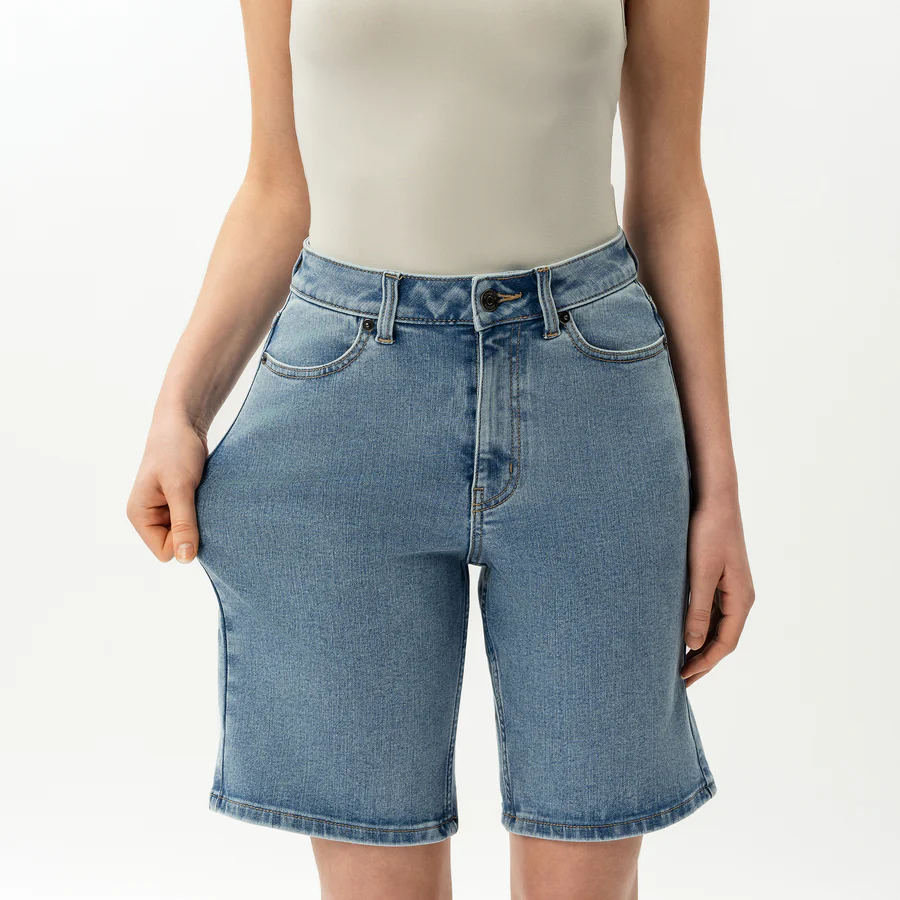 Comfortable And Casual Stretch Denim Shorts For Women