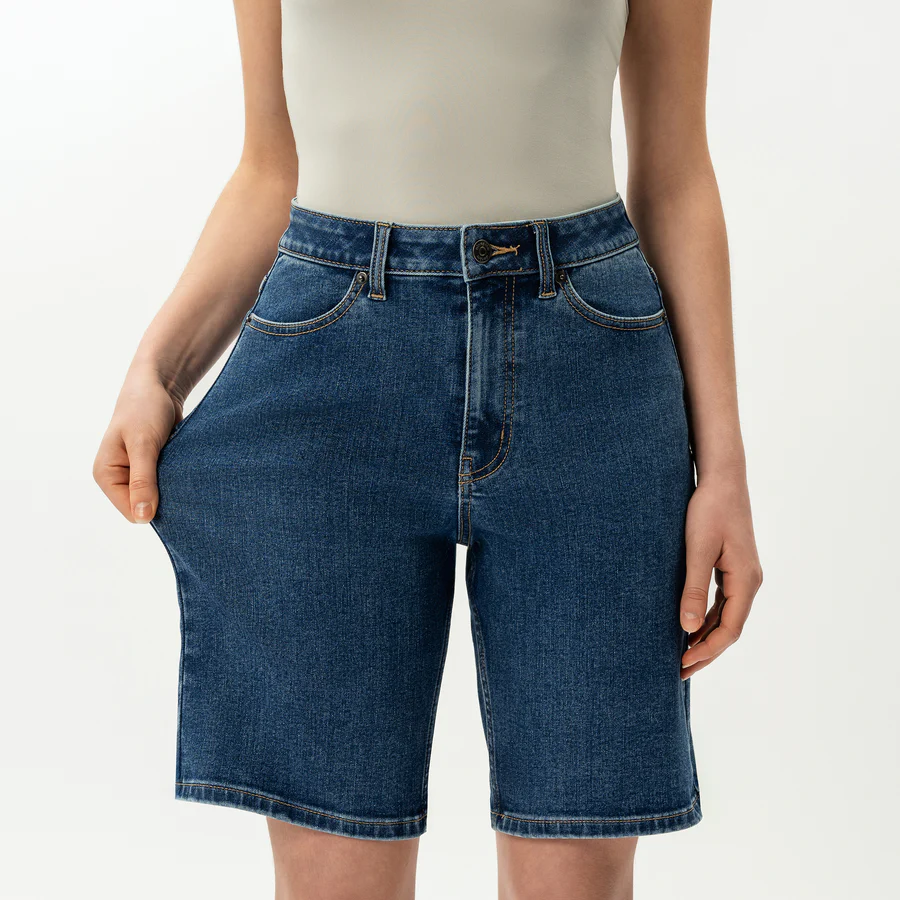 Comfortable And Casual Stretch Denim Shorts For Women