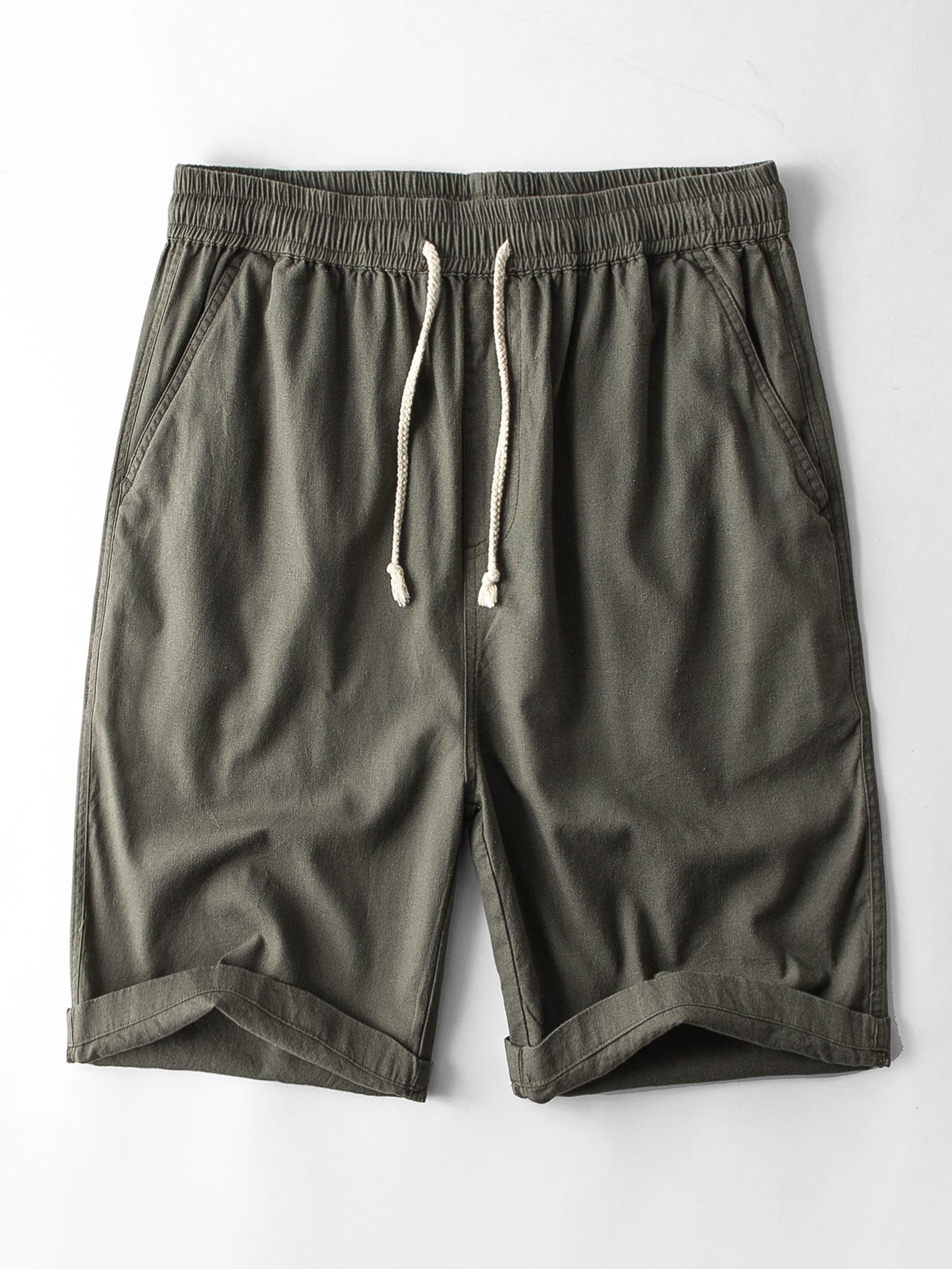 Stylish And Comfortable Shorts-Waves And Trunks