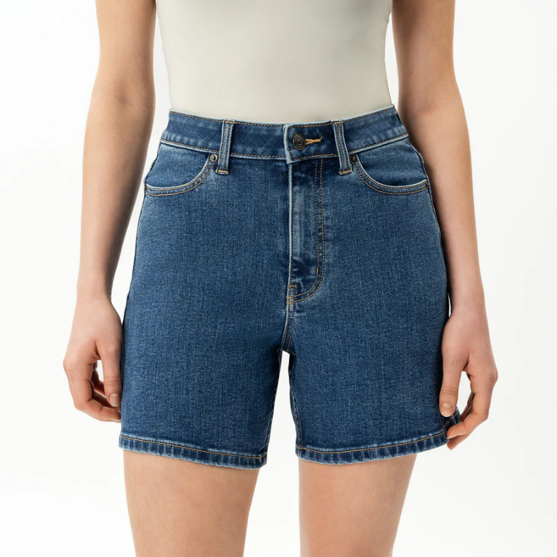 Comfortable And Casual Stretch Denim Shorts For Women