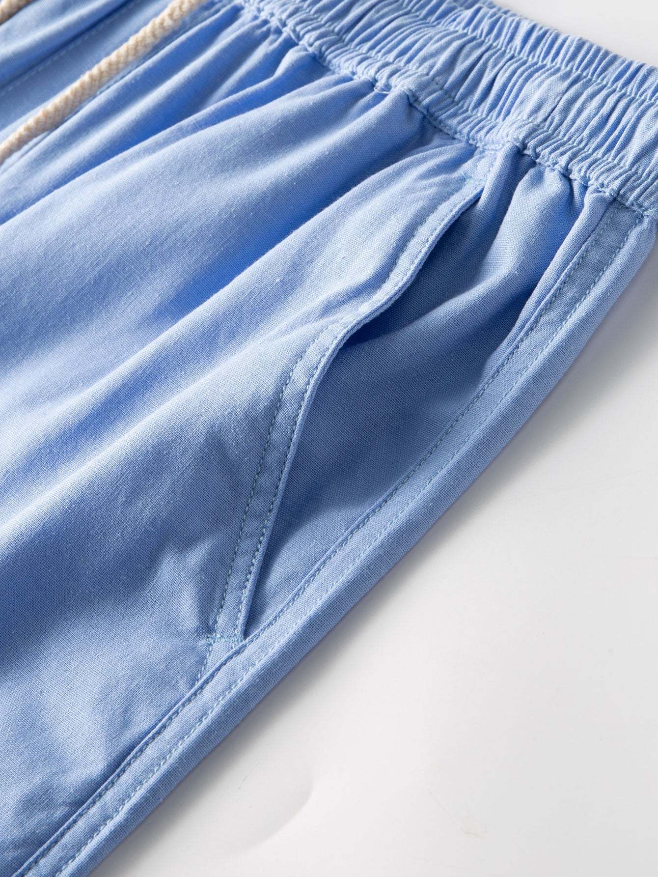 Stylish And Comfortable Shorts-Waves And Trunks