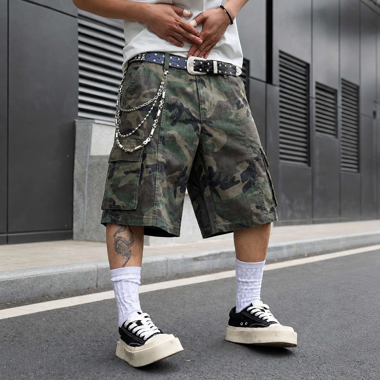 Camouflage Washed Cargo Shorts With Multiple Pockets For Men