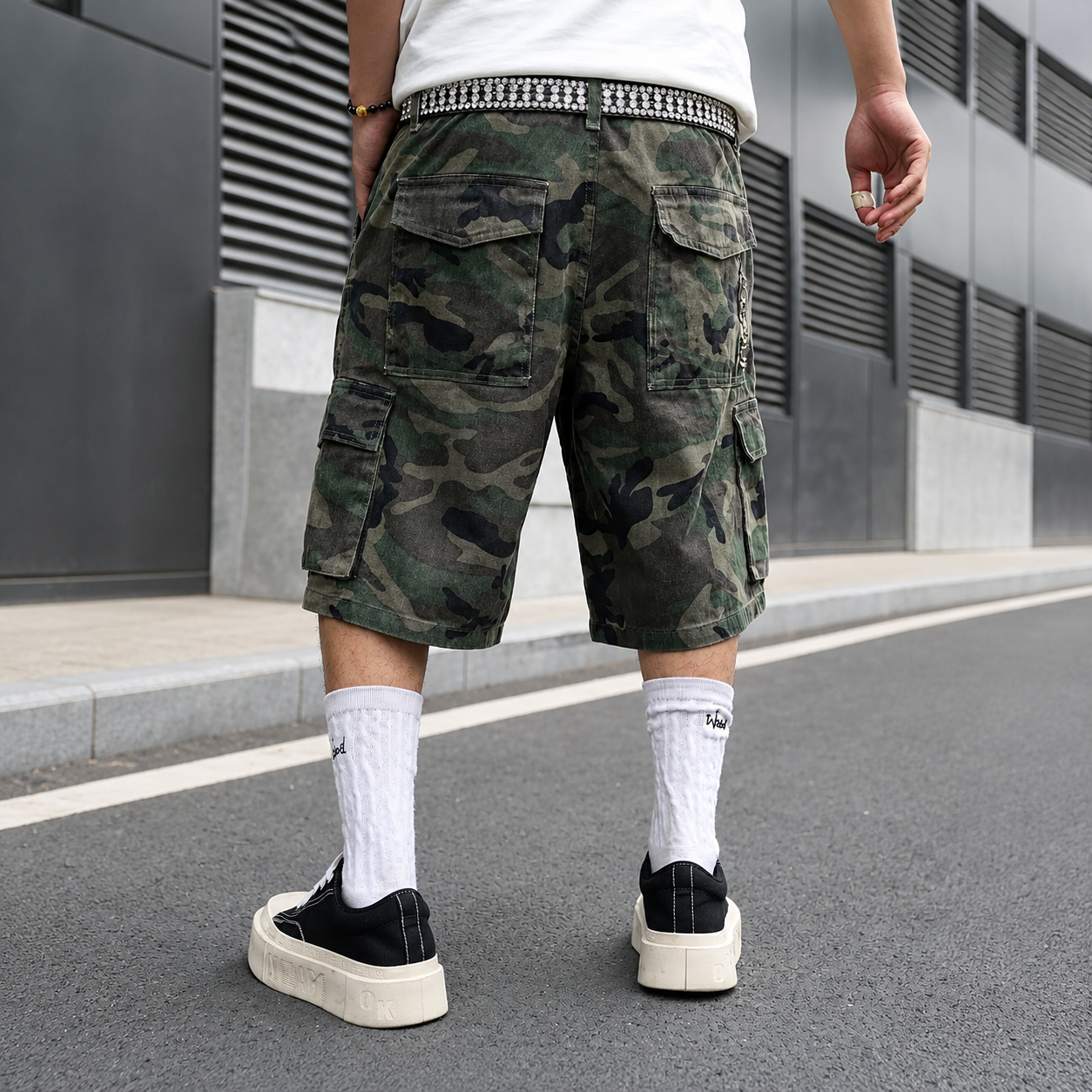 Camouflage Washed Cargo Shorts With Multiple Pockets For Men