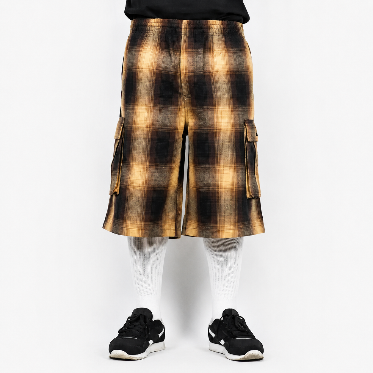 Checker Pattern Cargo Shorts With Multi Pocket Design For Men