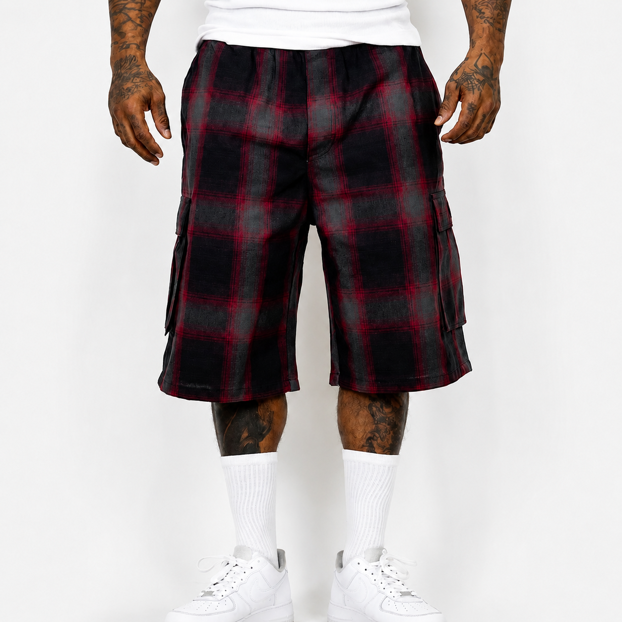 Checker Pattern Cargo Shorts With Multi Pocket Design For Men