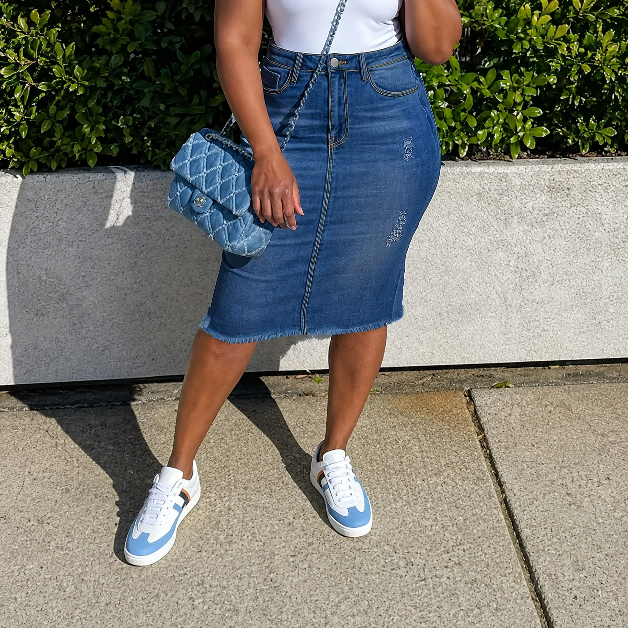 Casual Fitted Denim Ripped Skirt With Button For Women