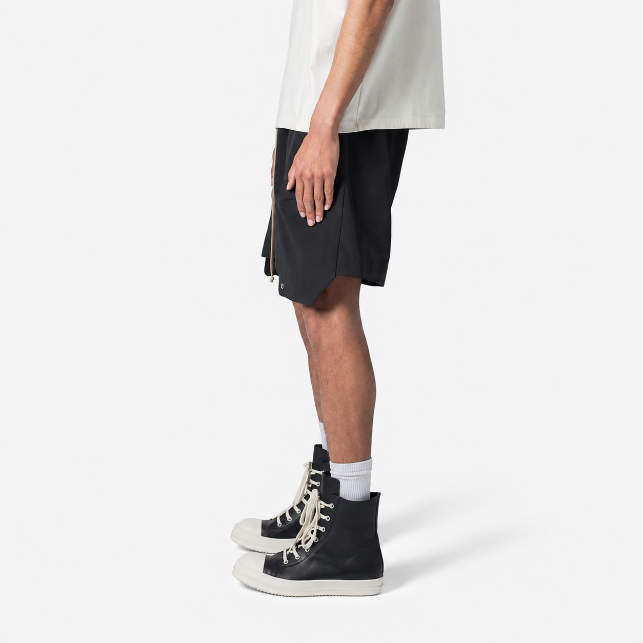 Loose Fit Multi Pocket Drawstring Cargo Shorts for Men