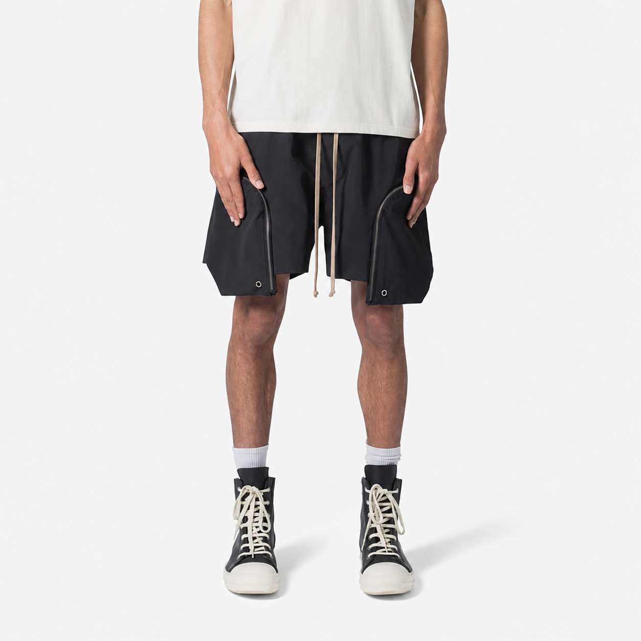 Loose Fit Multi Pocket Drawstring Cargo Shorts for Men