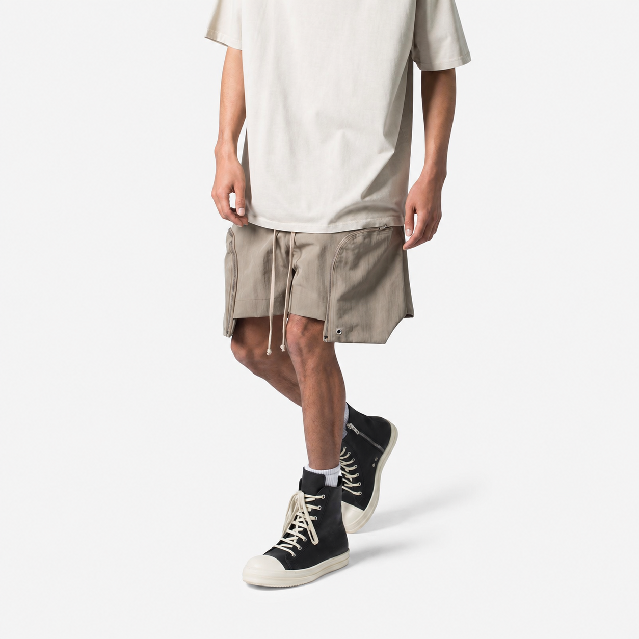 Loose Fit Multi Pocket Drawstring Cargo Shorts for Men