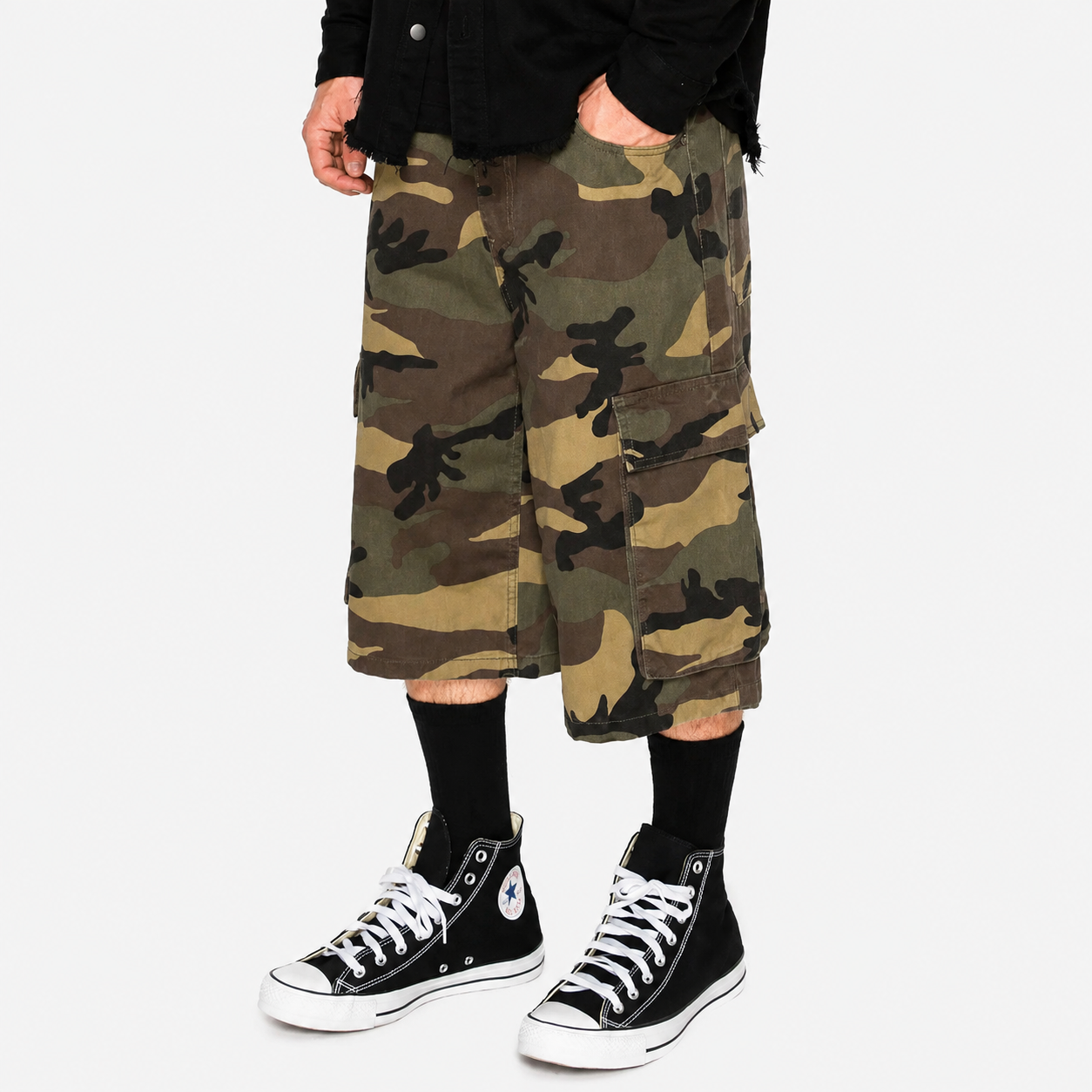 Loose Fit Multi Pocket Camouflage Cargo Shorts for Men