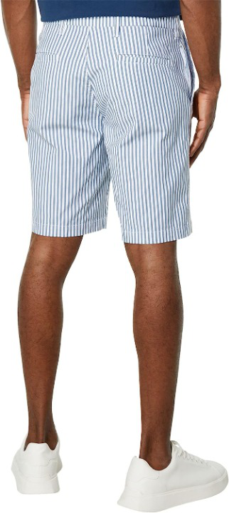 Functional And Comfortable Cargo Shorts-Waves And Trunks