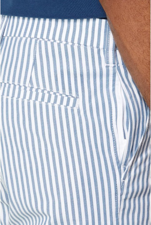 Functional And Comfortable Cargo Shorts-Waves And Trunks