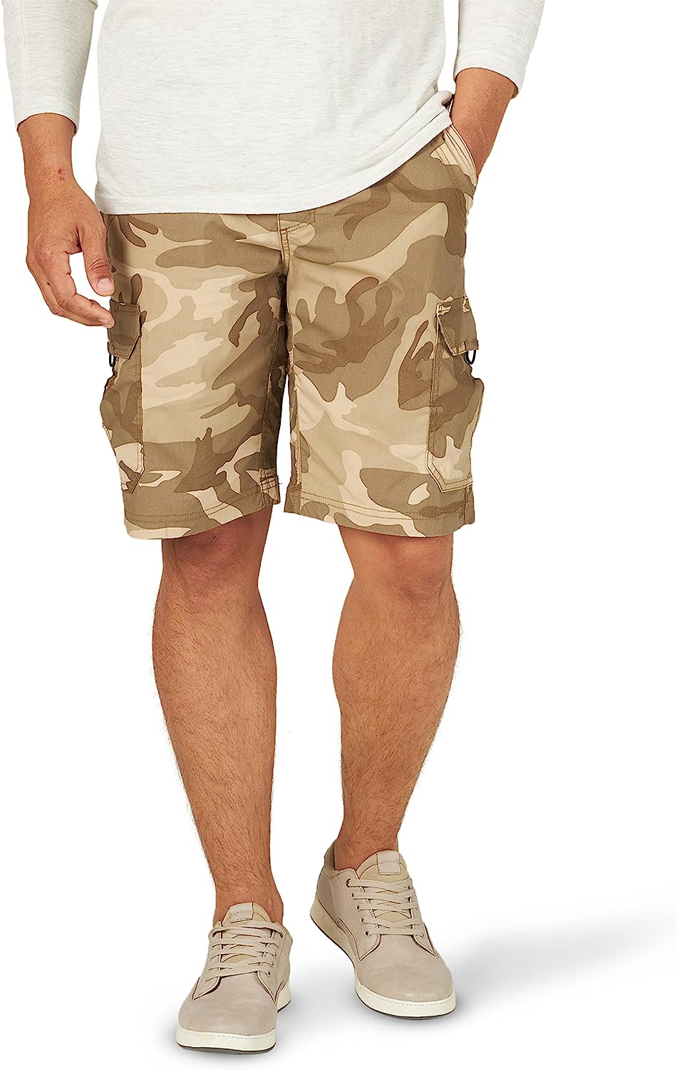 Flexible And Comfortable Cargo Shorts-Waves And Trunks