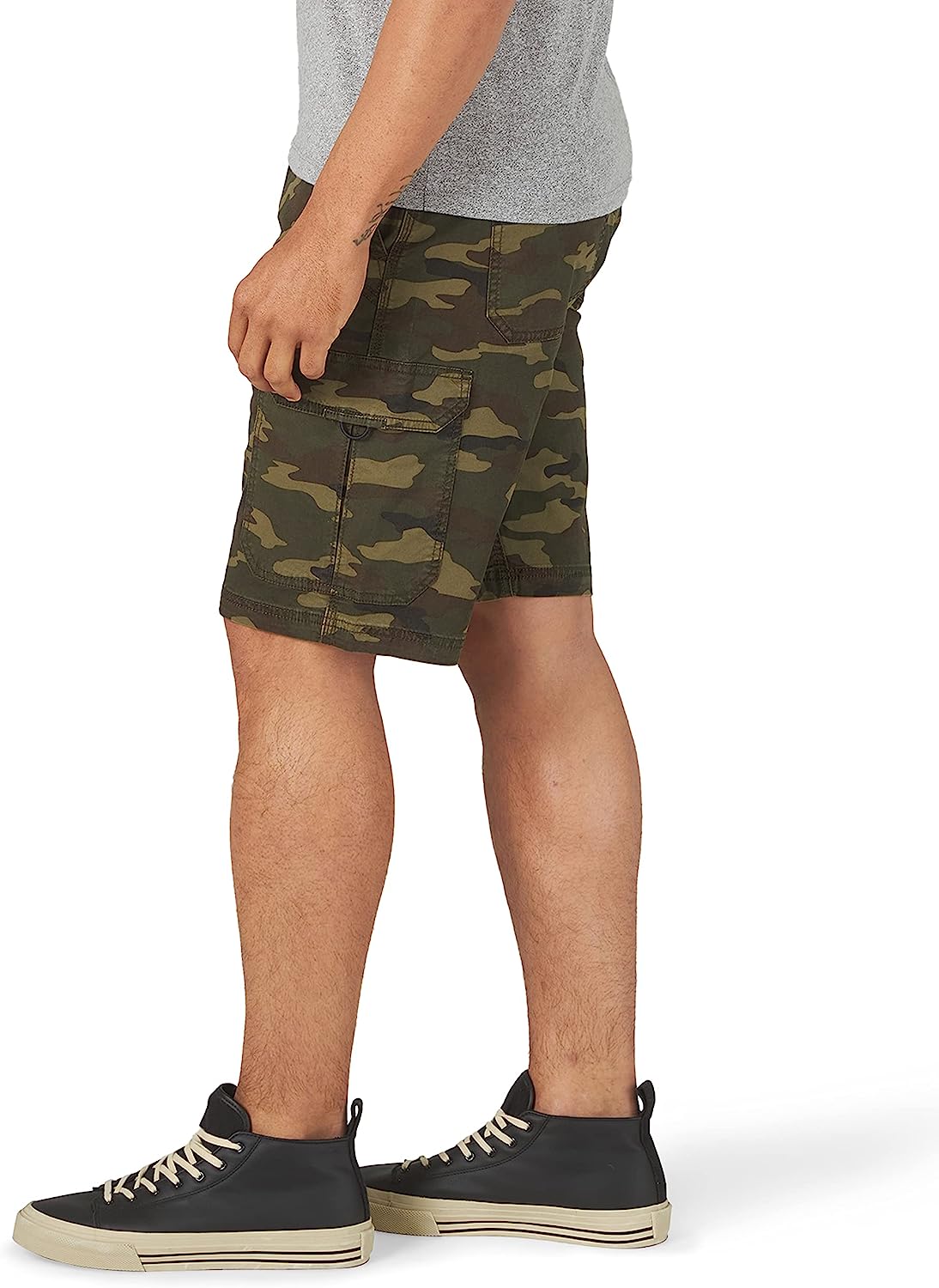Versatile And Functional Cargo Shorts-Waves And Trunks