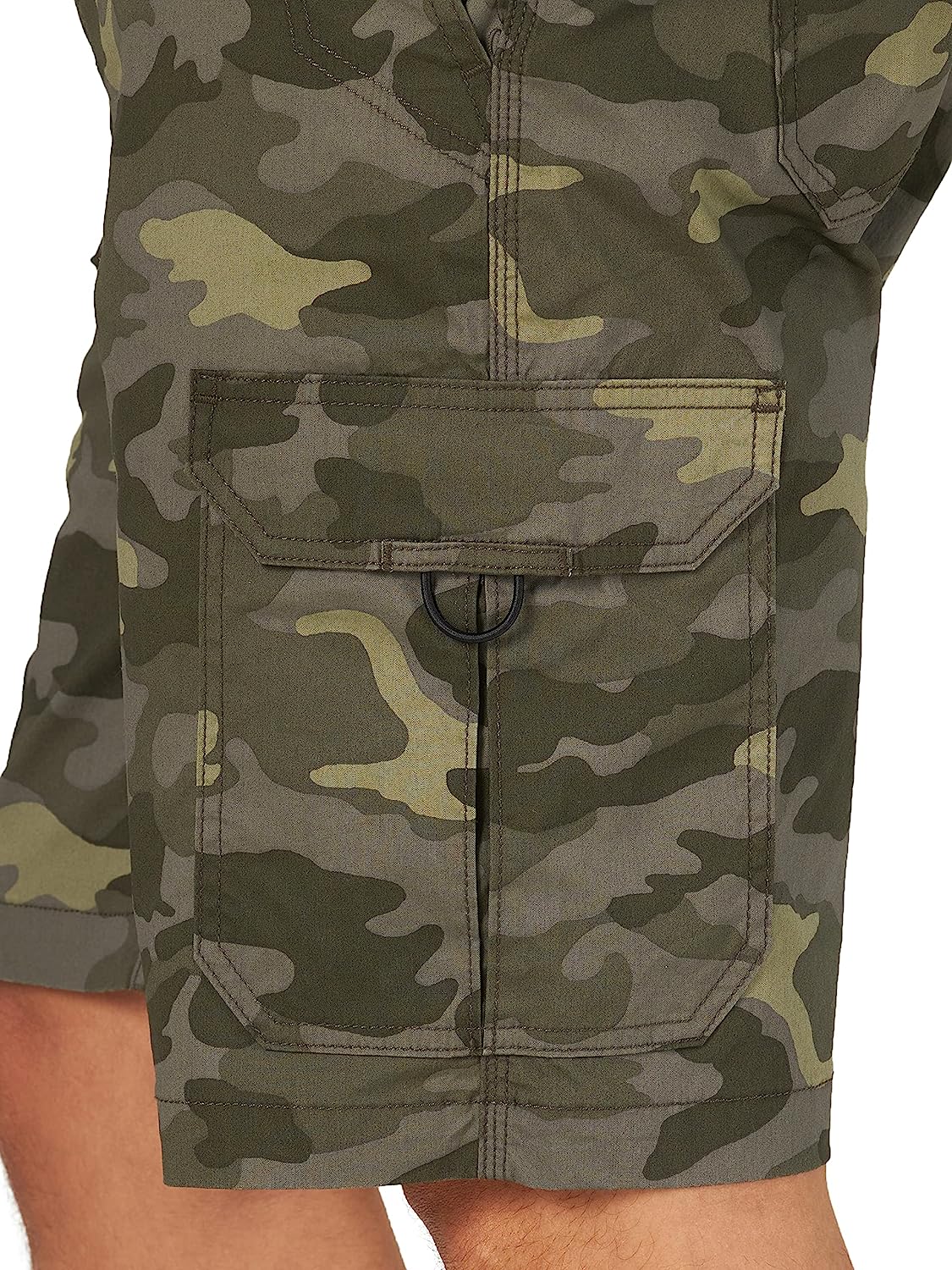 Flexible And Comfortable Cargo Shorts-Waves And Trunks