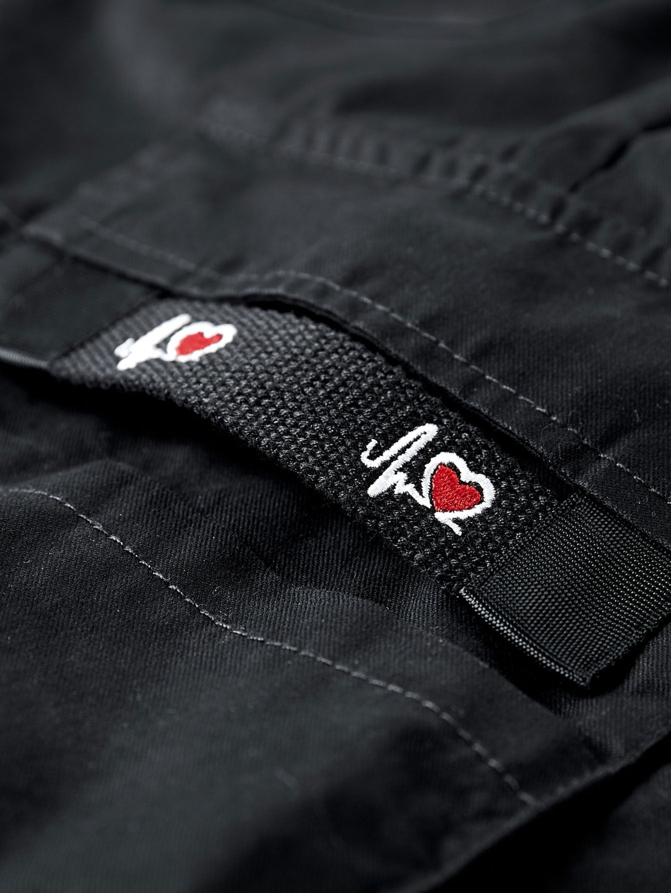 Comfortable Drawstring Cargo Shorts-Waves And Trunks