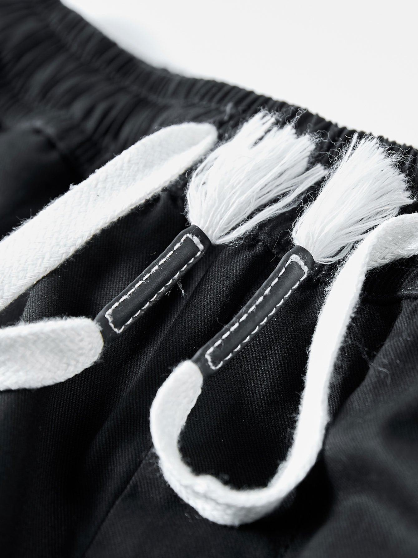 Comfortable Drawstring Cargo Shorts-Waves And Trunks