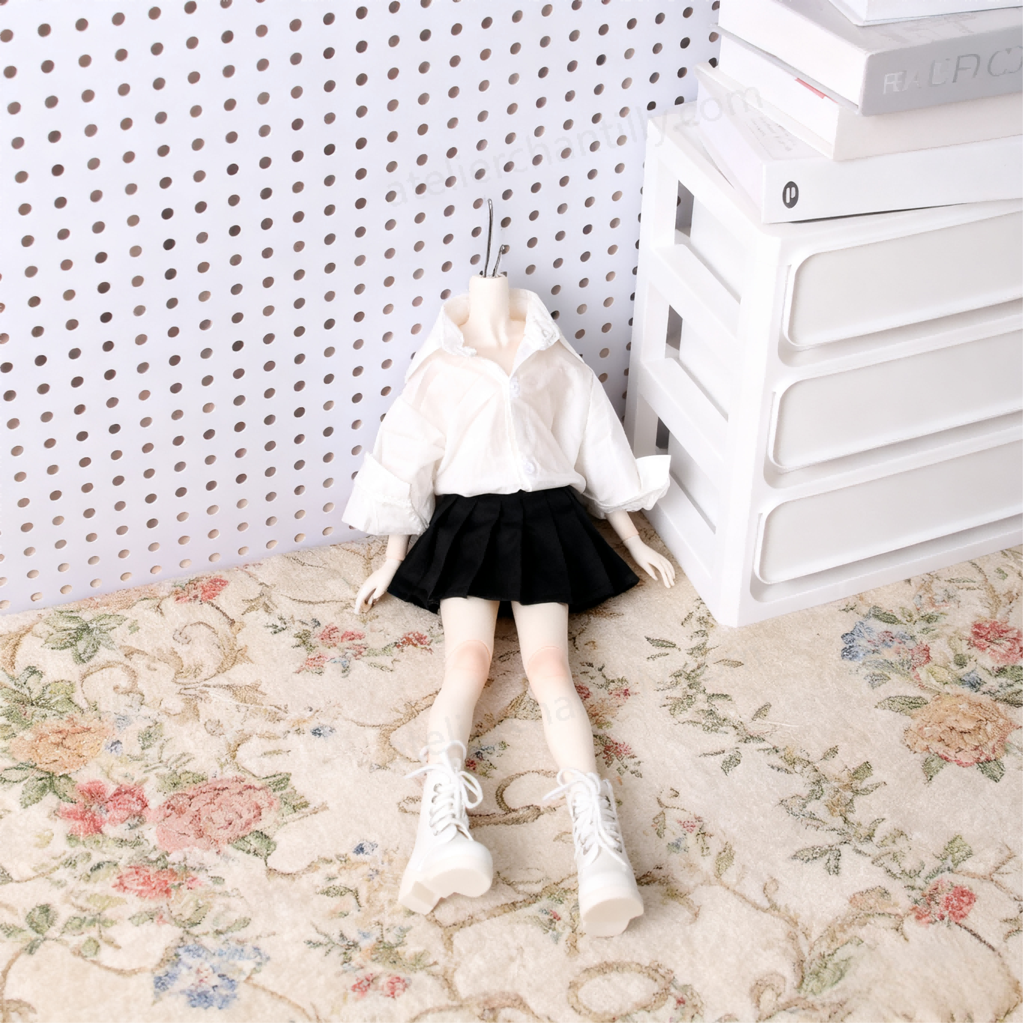 White Shirt & Black Pleated Skirt Outfit for 1/3 BJD Dolls | Atelier Chantilly --A20-Atelier Chantilly