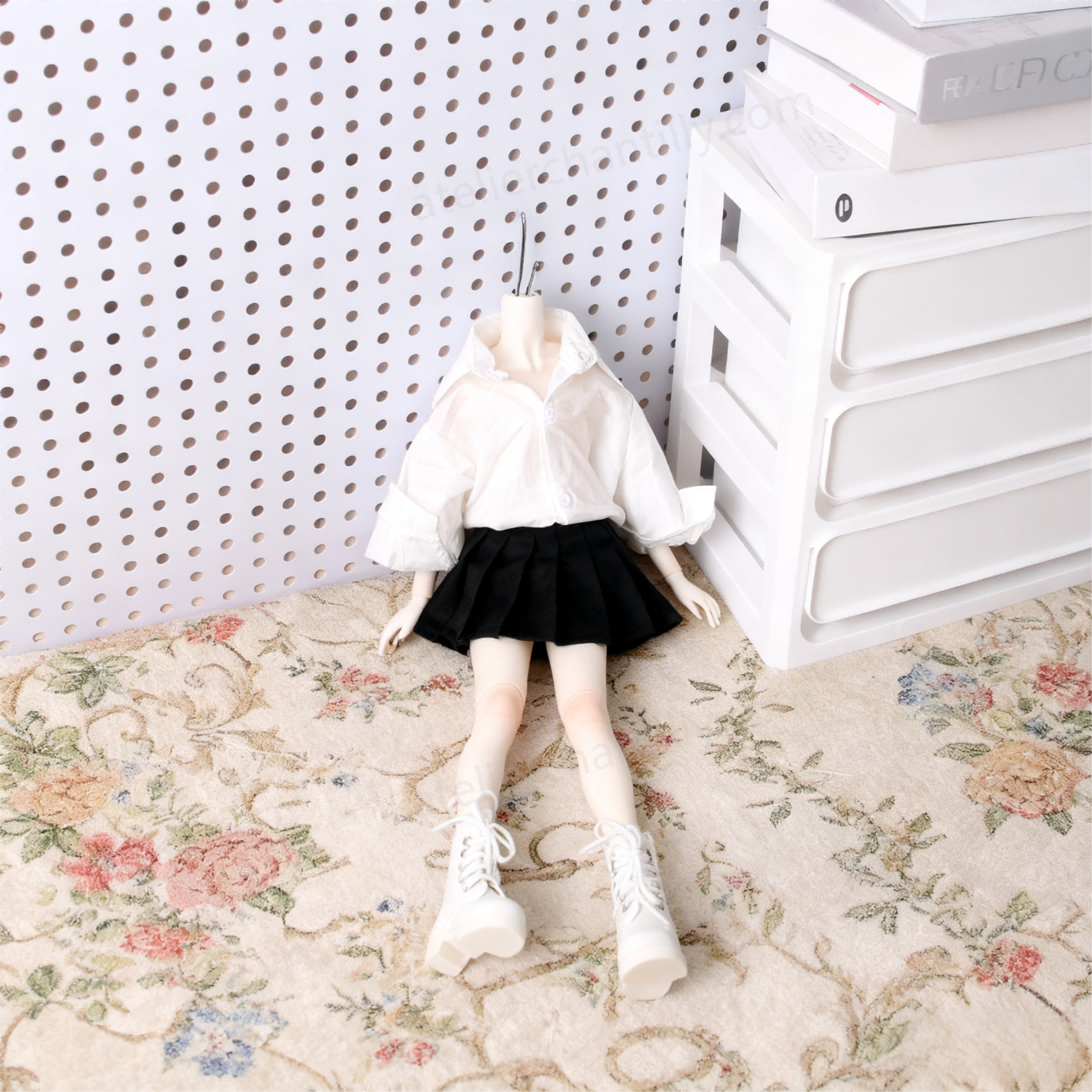 White Shirt & Black Pleated Skirt Outfit for 1/3 BJD Dolls | Atelier Chantilly --A20-Atelier Chantilly