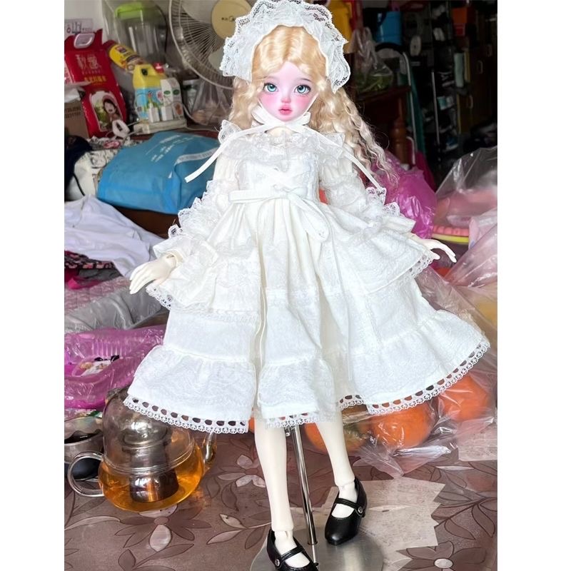 {"default":"Handmade Gothic and dark-style clothing for BJD dolls."}
