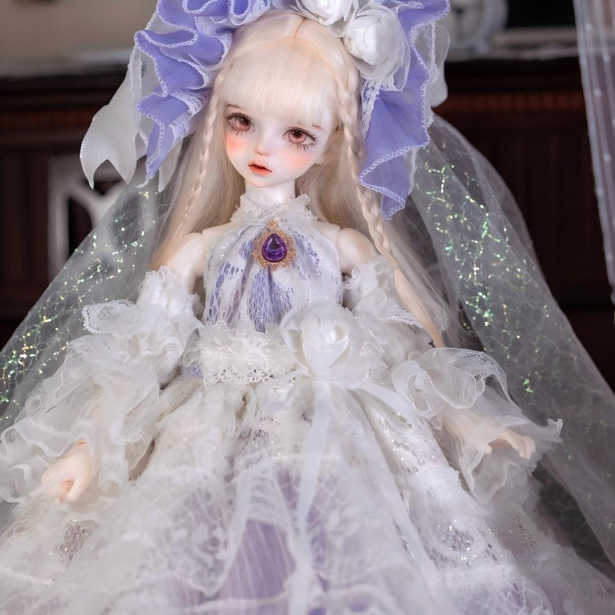 Noble manor style skirt