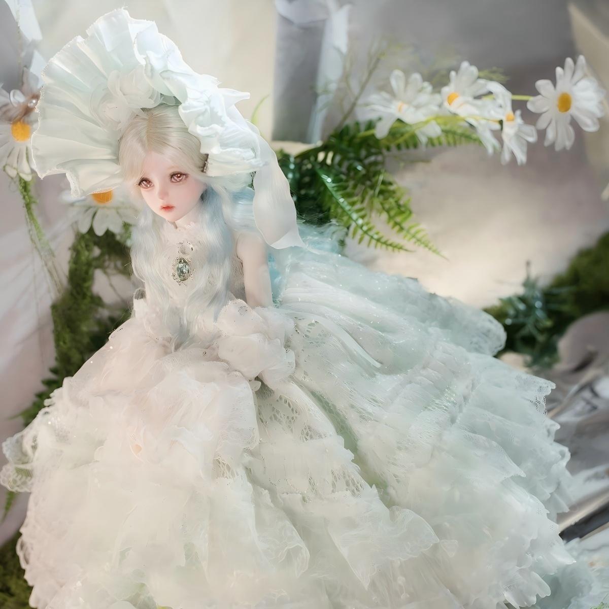 Noble manor style skirt