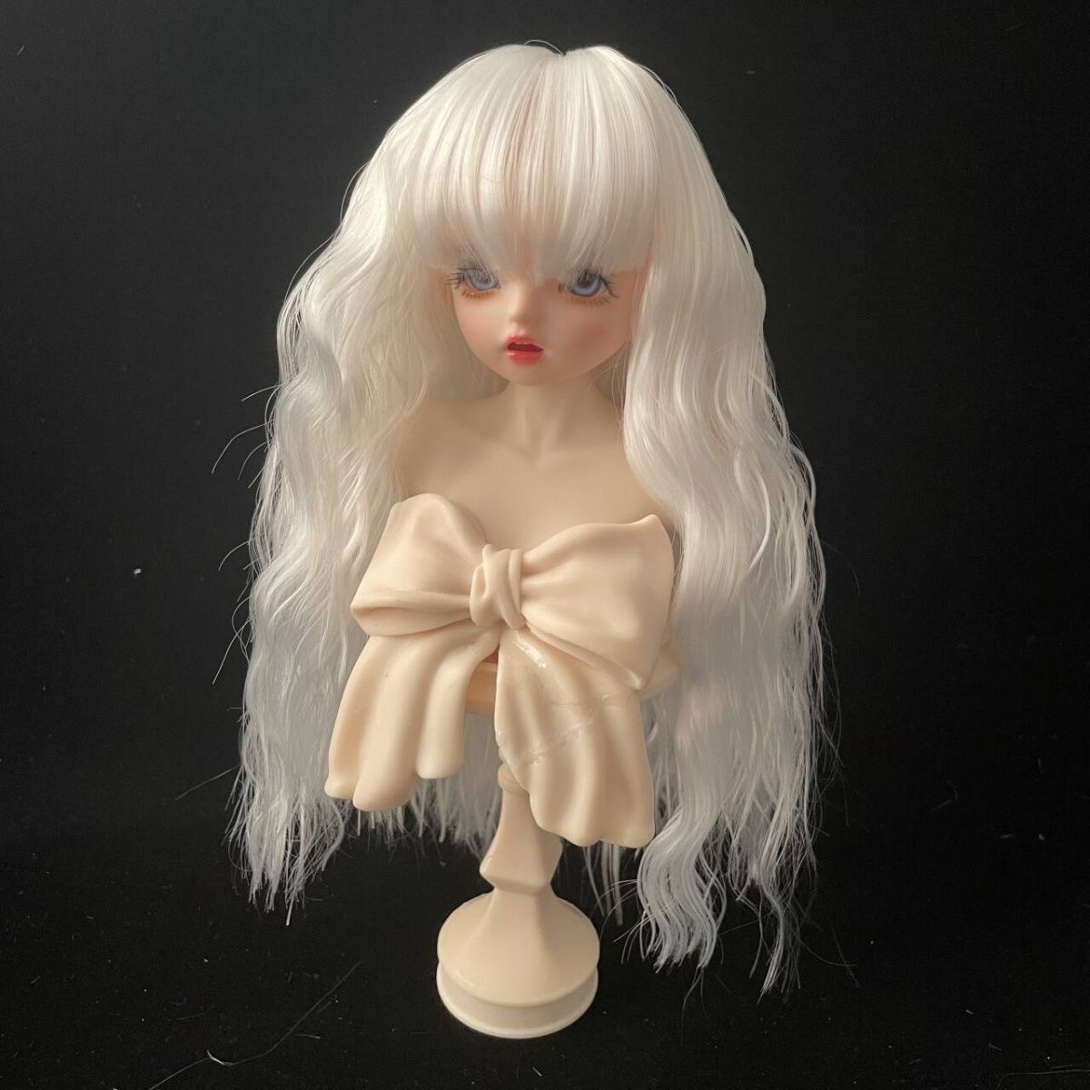 Long wavy brown wig for BJD doll with bangs – Atelier Chantilly
