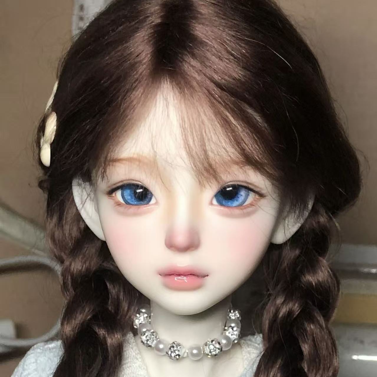Brown braided BJD doll wig with natural bangs – Atelier Chantilly handmade wig