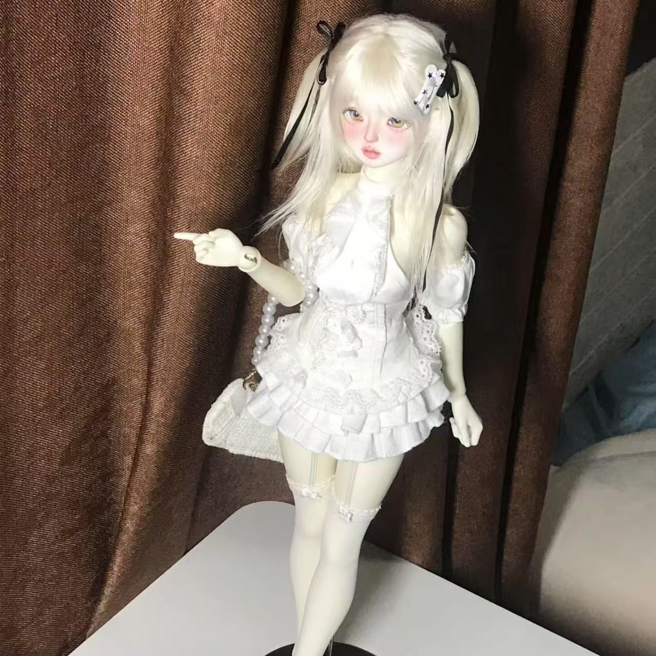 BJD doll white wig