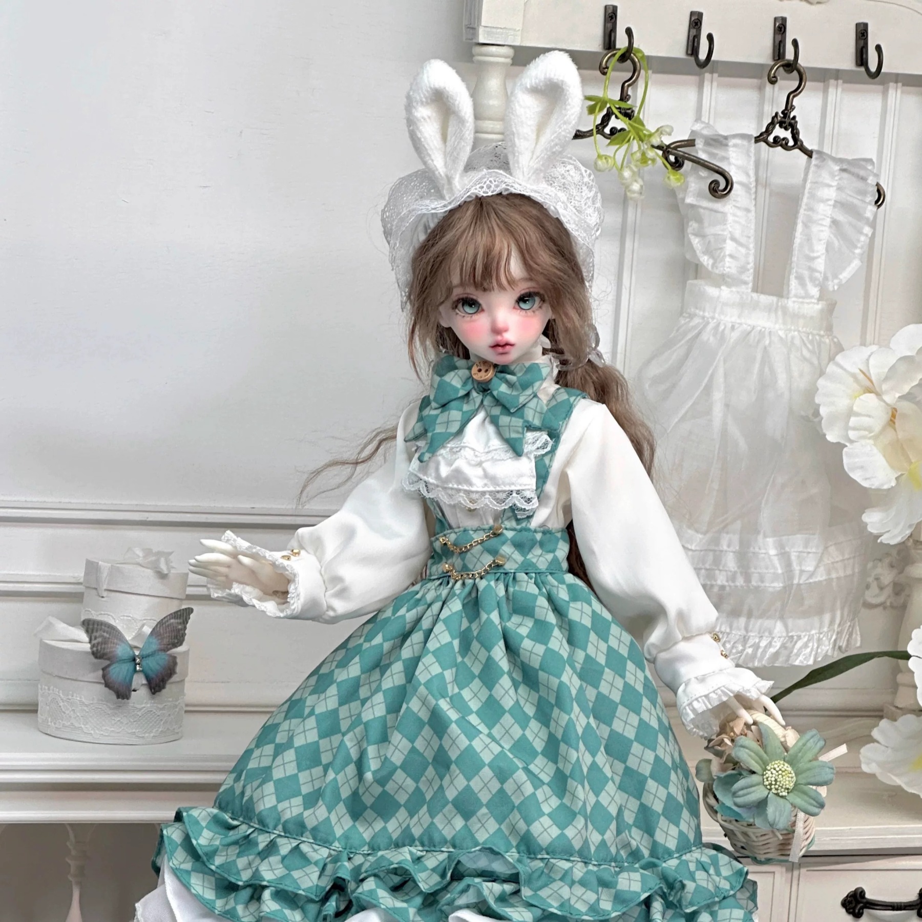 1/4 BJD doll in sweet Lolita style with argyle pattern and layered skirt - Atelier Chantilly