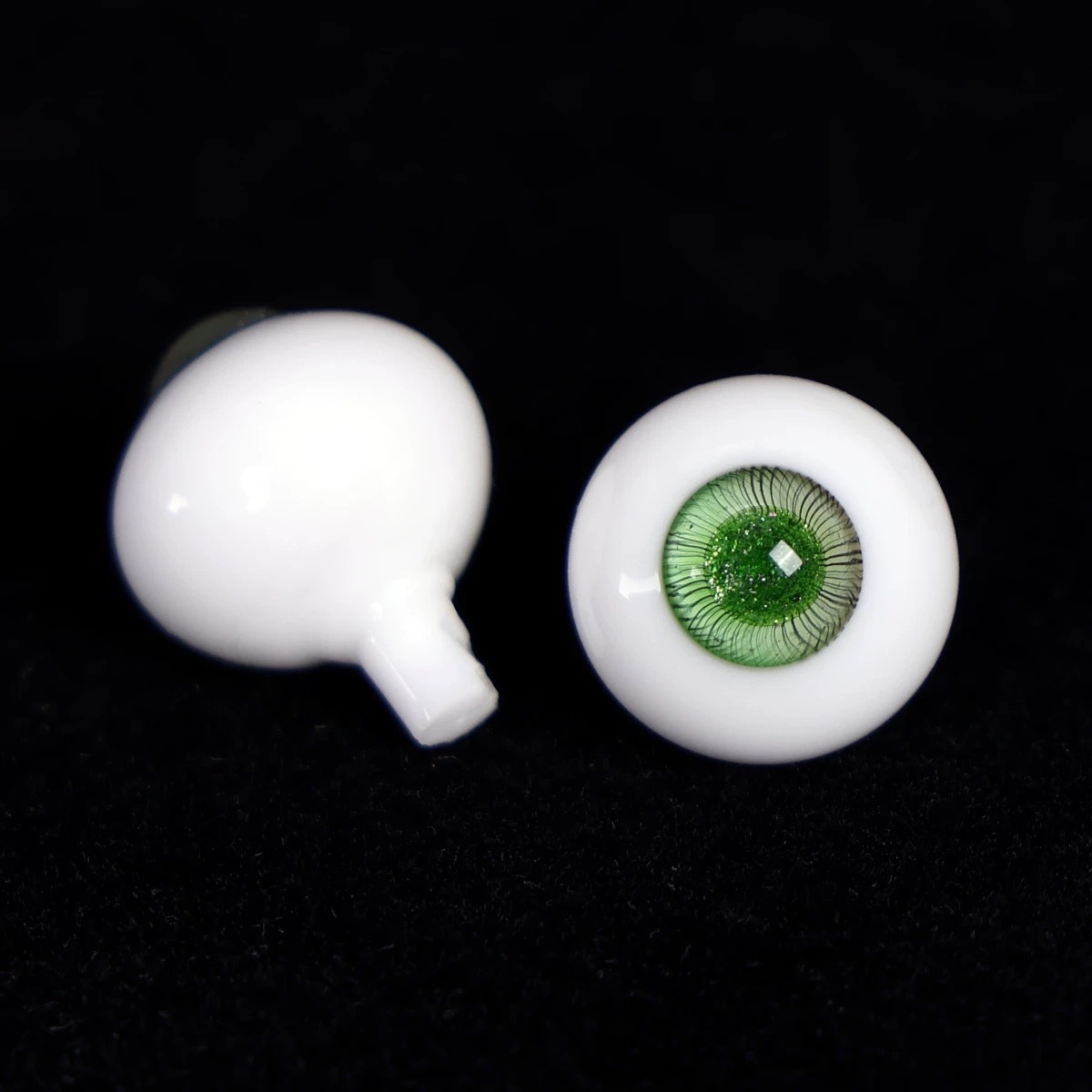 Pair of 1/3 BJD Green Sparkle Glass Eyes - atelierchantilly