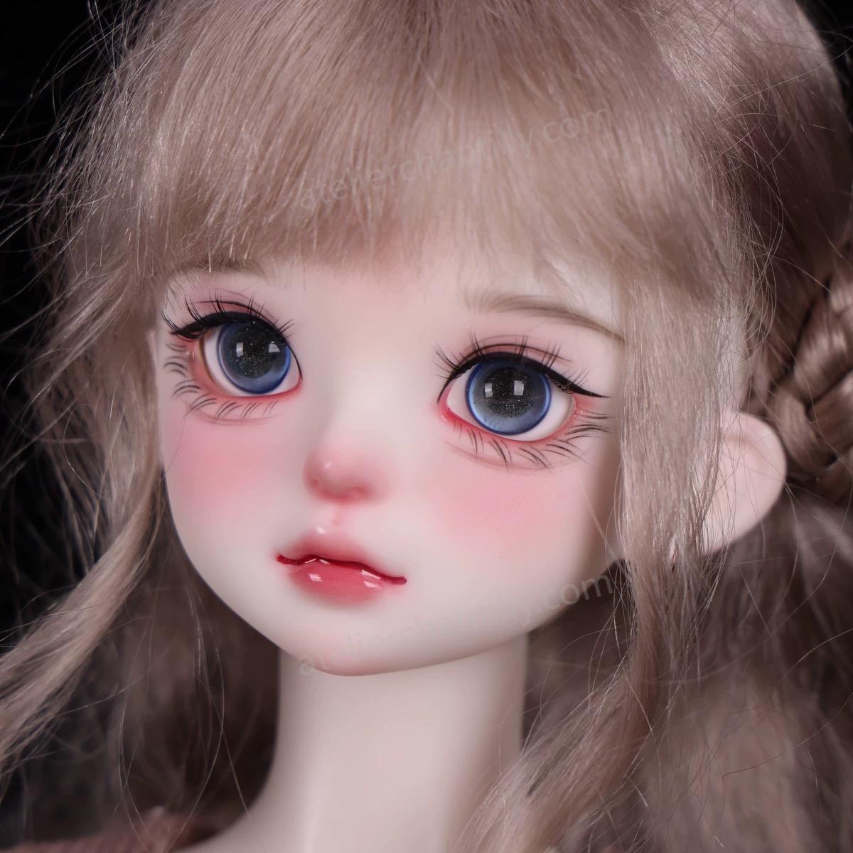 Close-up of 1/3 BJD Doll’s Blue Sparkle Glass Eyes - atelierchantilly