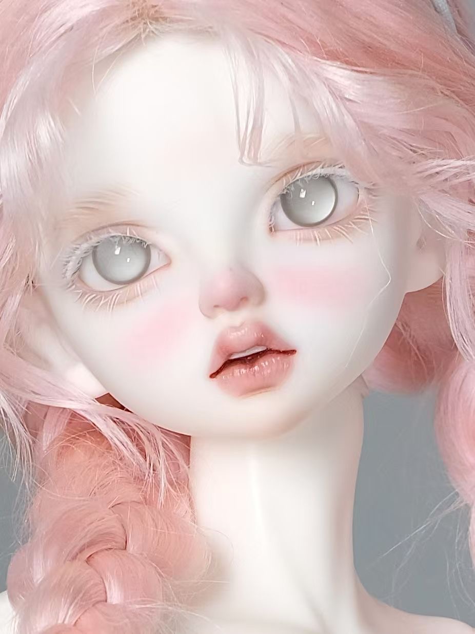 1/3 BJD Doll with Gray Glass Eyes Detail - atelierchantilly