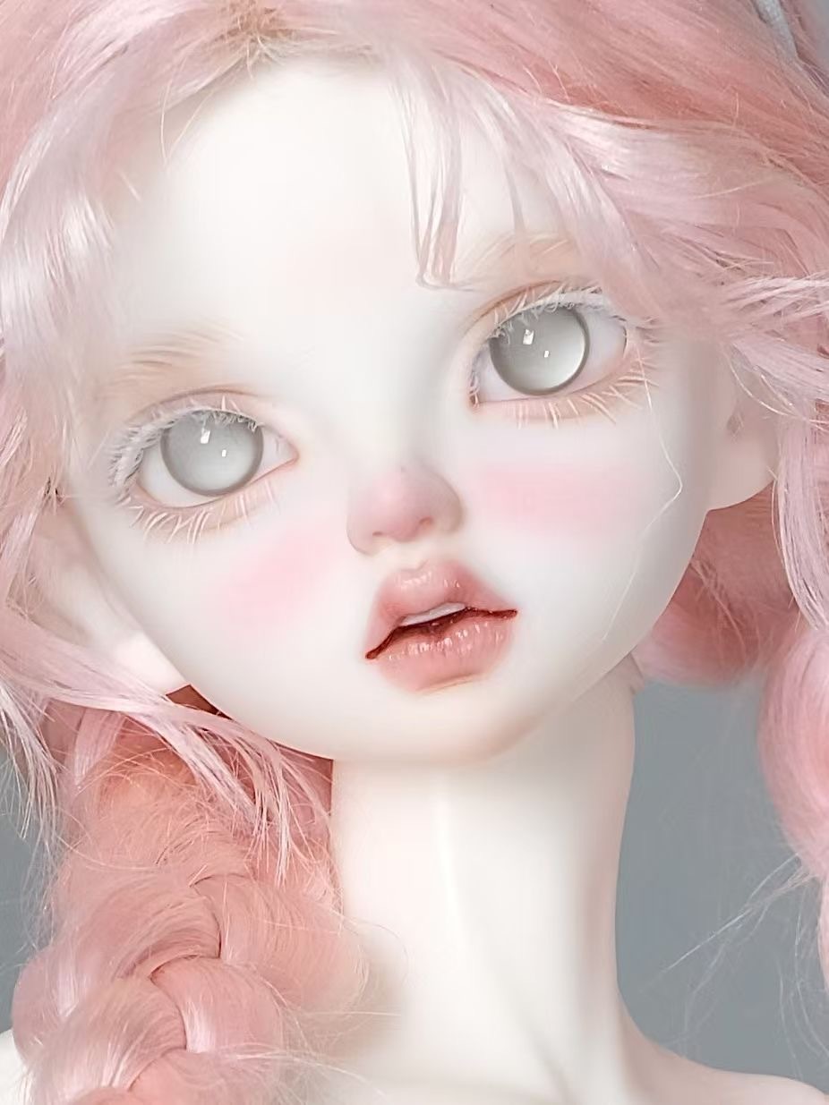 1/3 BJD Doll with Gray Glass Eyes Detail - atelierchantilly