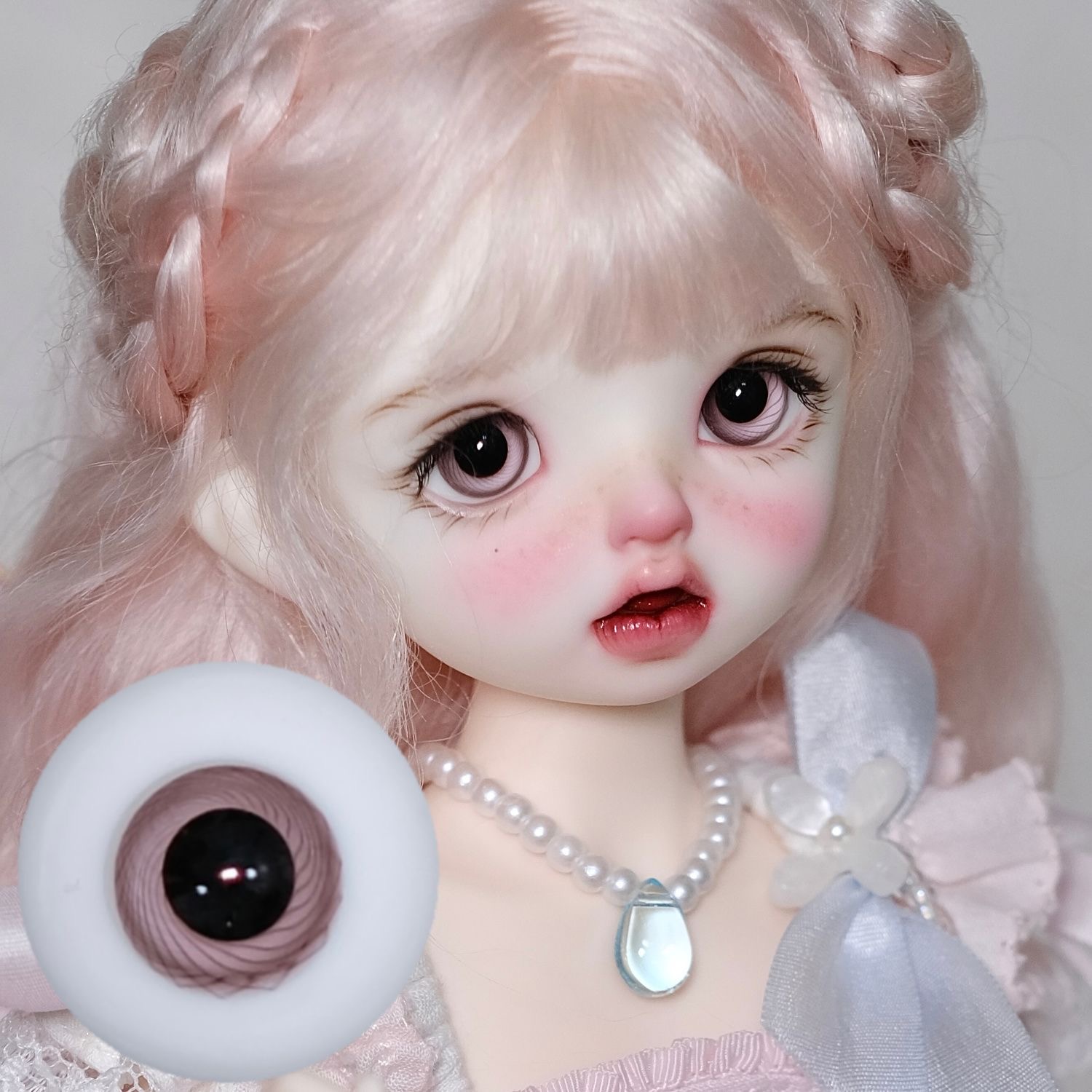1/3 BJD Doll Wearing Handmade Pink Glass Eyes with Pink Hair - atelierchantilly