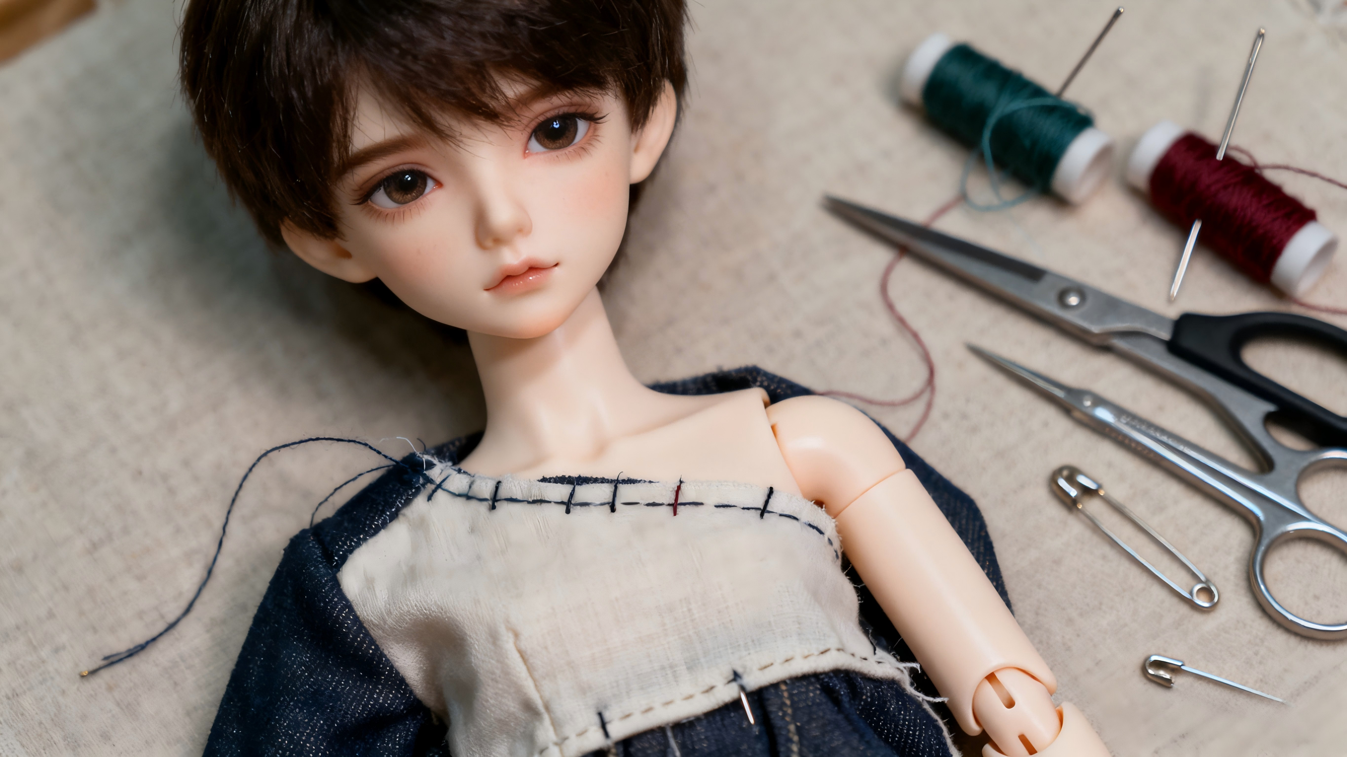 Adjusting a slightly loose BJD outfit with simple tailoring tools