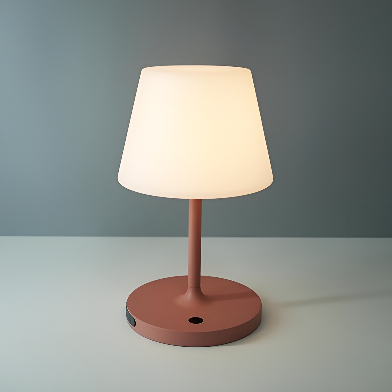 Cordless Rechargeable Modern Table Lamp Light