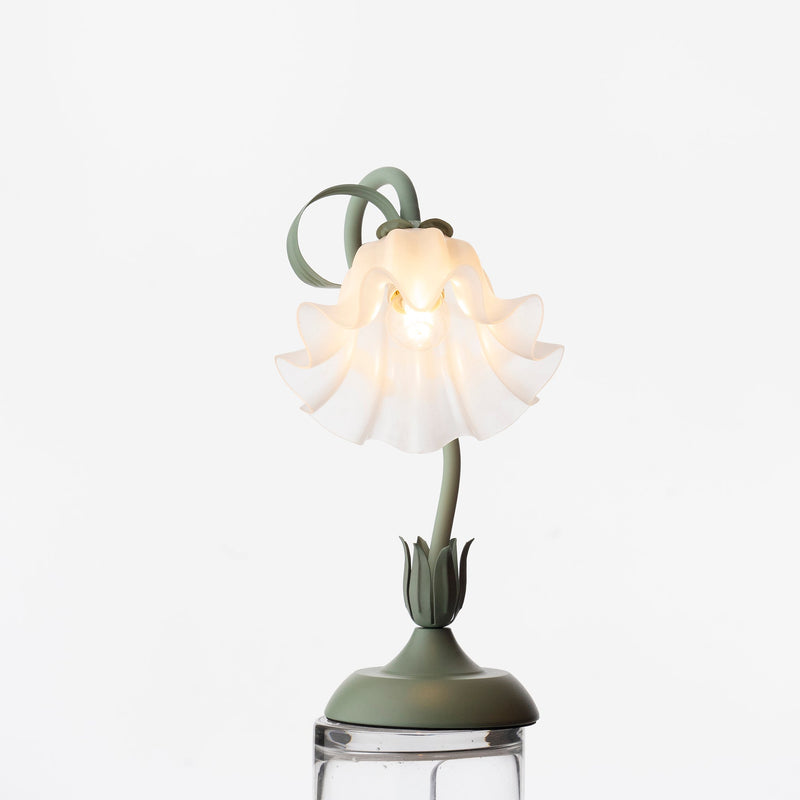Lily Blossom Inspired Table Lamp-Sparklie Lights