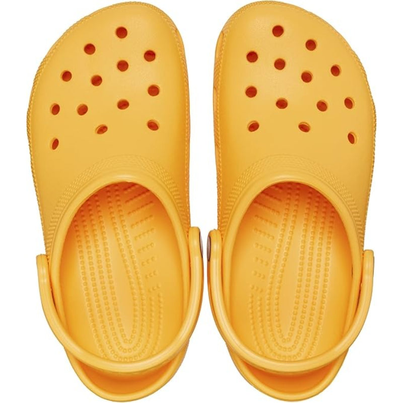 Lightweight Synthetic Clogs – Supportive And Adaptable For Daily Use