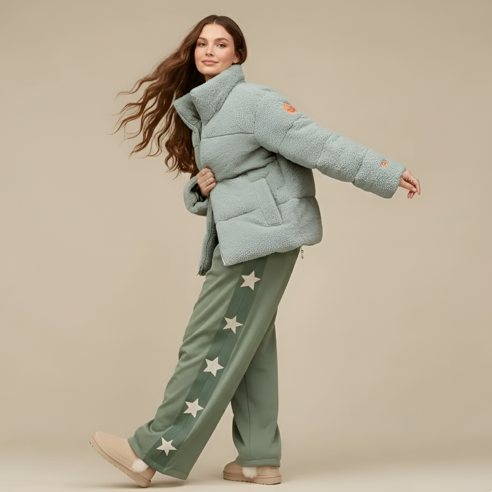 Classic Ultra Mini Chalet Boots