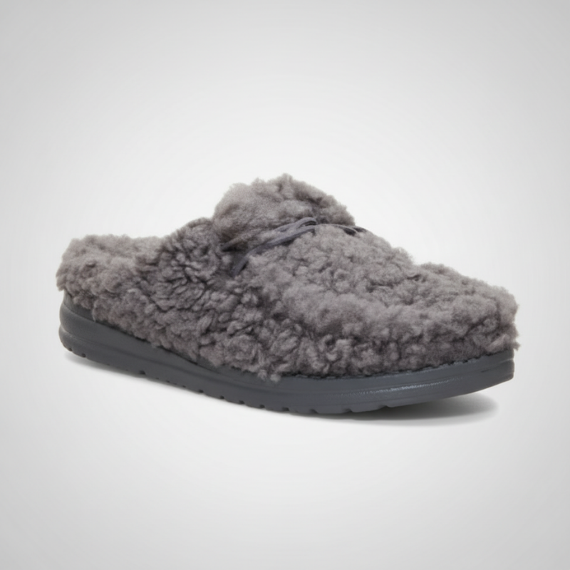 Cozy And Comfortable Fur Slippers