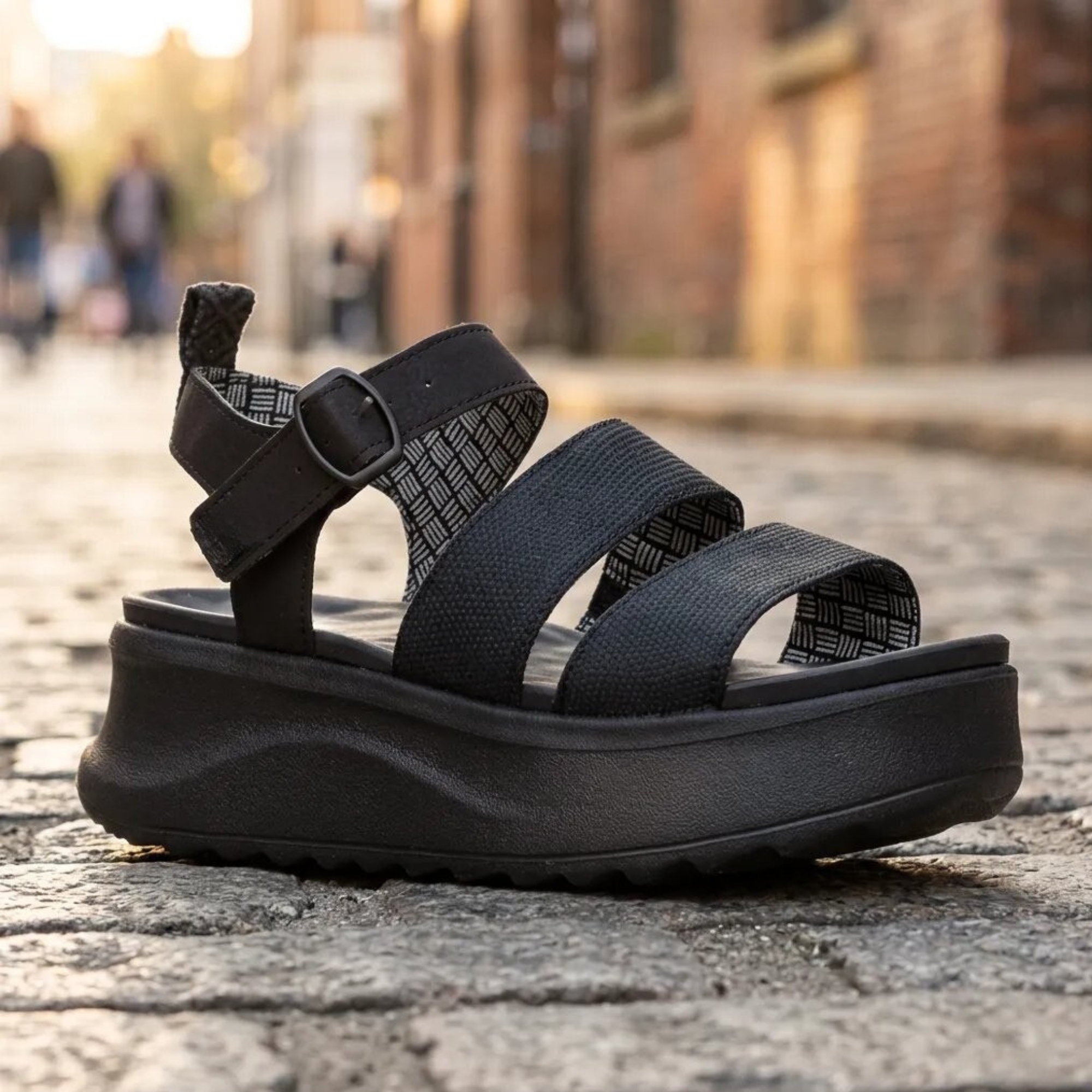 Classic Adjustable Buckle Strap Sandals For Women