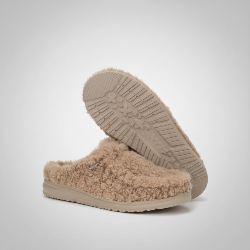 Cozy And Comfortable Fur Slippers