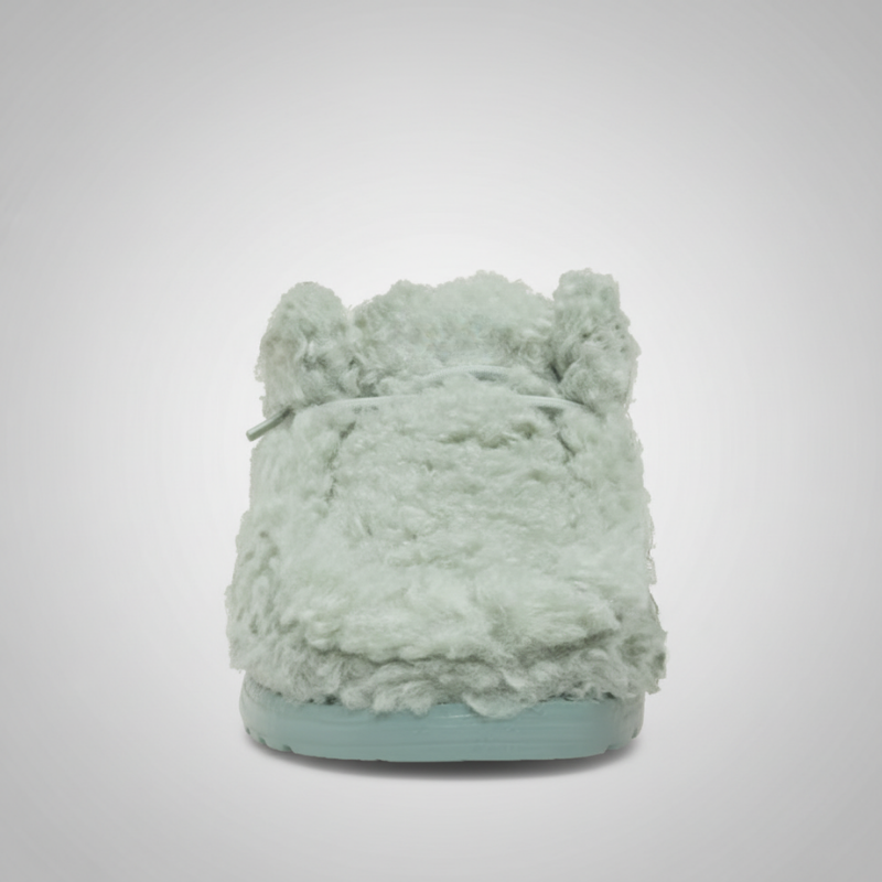 Cozy And Comfortable Fur Slippers