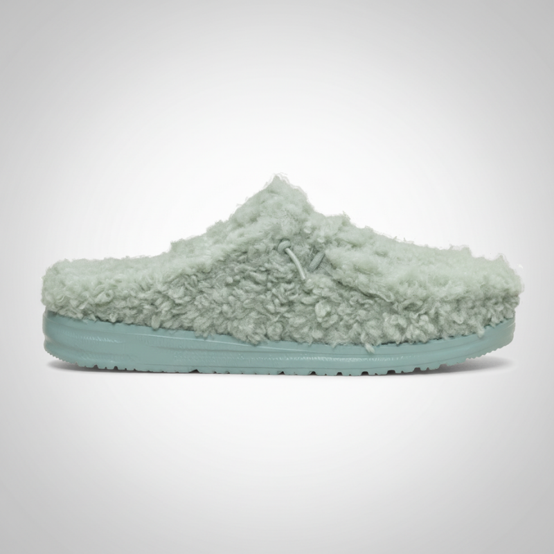 Cozy And Comfortable Fur Slippers