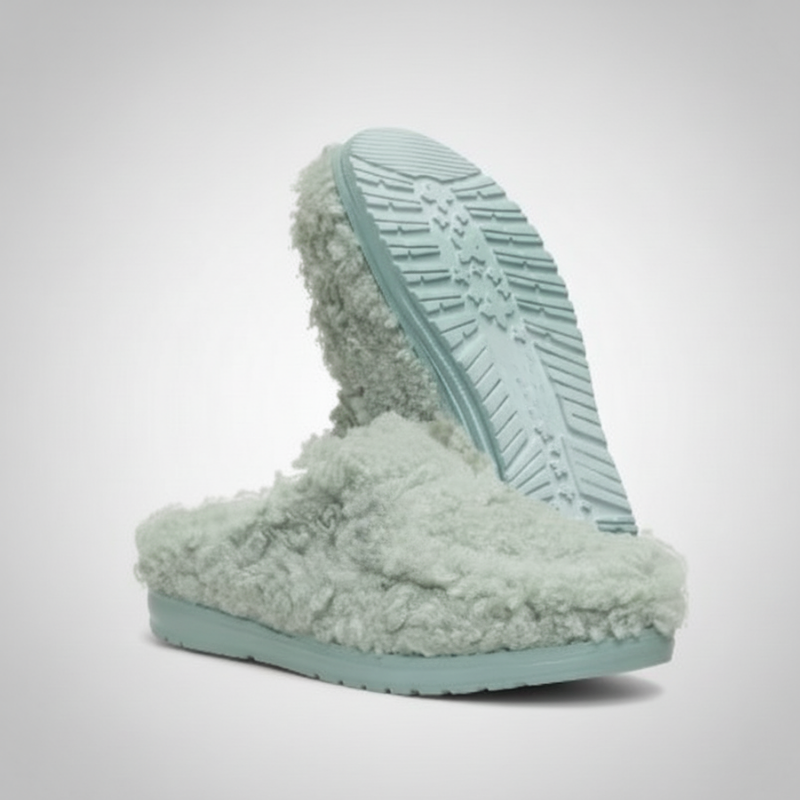 Cozy And Comfortable Fur Slippers